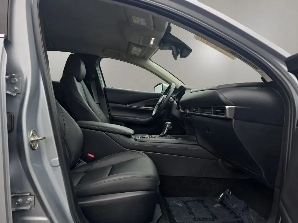 Used 2021 MAZDA CX-30 FWD 2.5 S w/ Select Package image 43