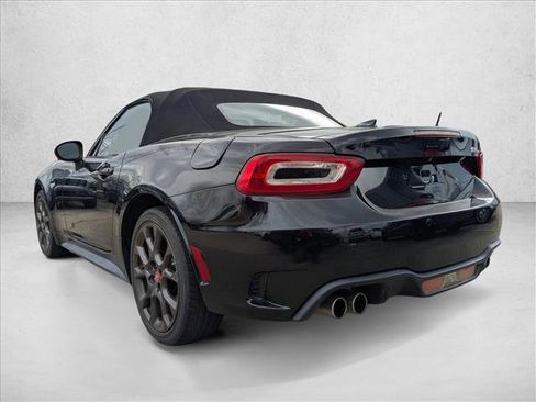 Used 2017 FIAT 124 Spider Abarth image 7
