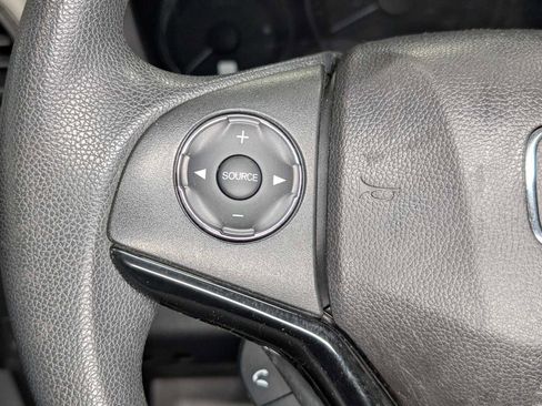 Used 2019 Honda HR-V LX image 28