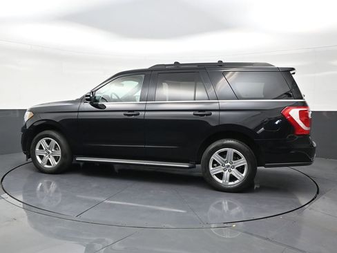 Used 2020 Ford Expedition XLT w/ Equipment Group 202A image 2