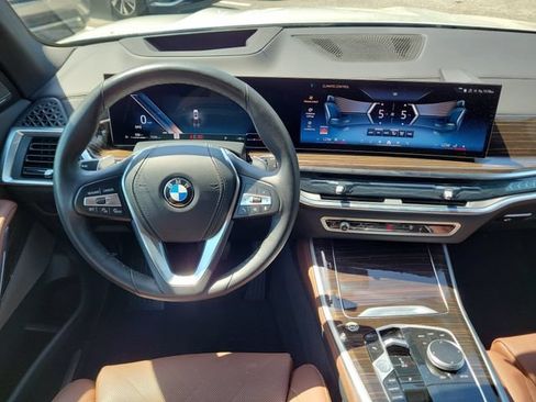 Used 2026 BMW X5 xDrive40i AWD/4WD image 16