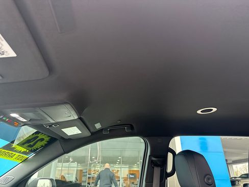 Used 2024 GMC Acadia Elevation w/ Black Edition image 25