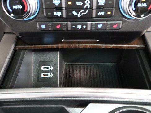 Used 2019 Ford F250 Limited w/ FX4 Off-Road Package AWD/4WD image 69