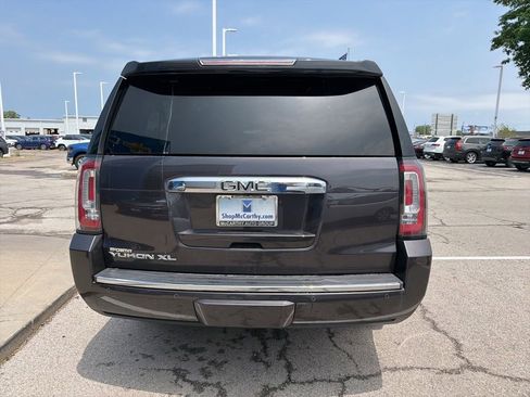 Used 2017 GMC Yukon XL Denali w/ Open Road Package AWD/4WD image 4