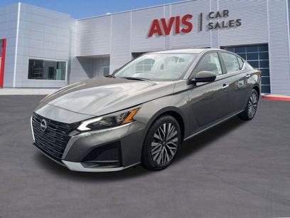 Used 2024 Nissan Altima 2.5 SV
