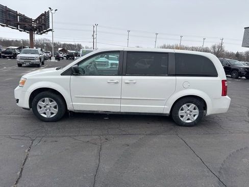Used 2010 Dodge Grand Caravan SE w/ Climate Group image 6