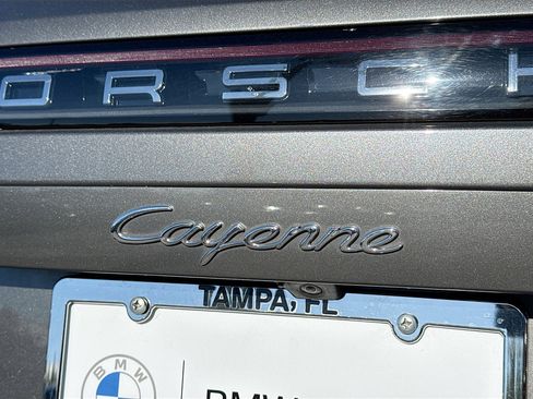 Used 2019 Porsche Cayenne AWD image 10