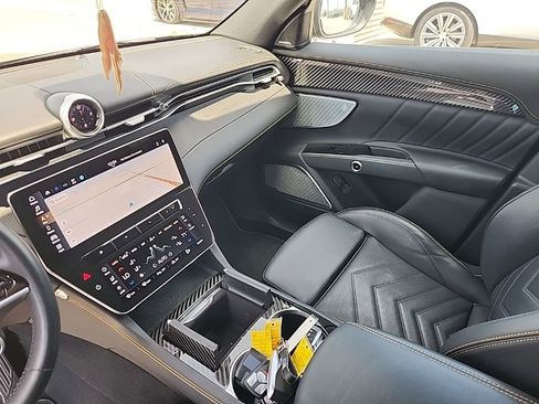 Used 2023 Maserati Grecale Modena image 6