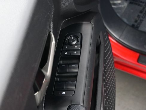 Used 2024 Toyota Tacoma TRD Off-Road AWD/4WD image 10