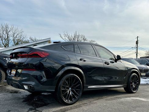 Used 2024 BMW X6 xDrive40i w/ Executive Package image 5