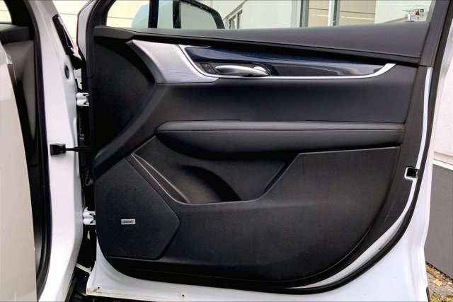 Used 2024 Cadillac XT5 Premium Luxury w/ LPO, Floor Liner Package AWD/4WD image 24