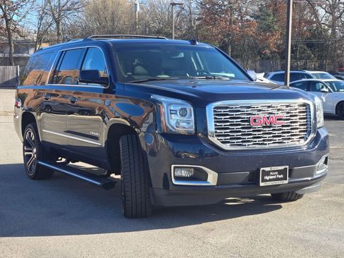 Used 2018 GMC Yukon XL Denali w/ Denali Ultimate Package image 4