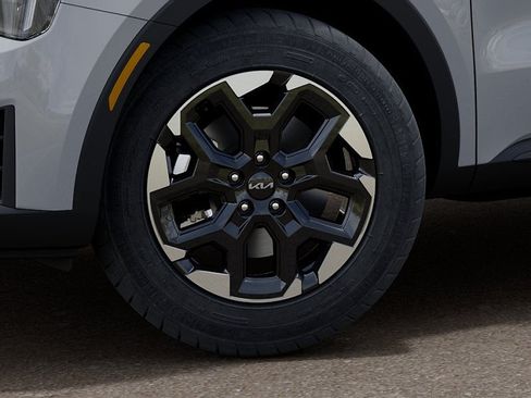 New 2026 Kia Sorento S FWD image 9