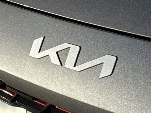 Used 2023 Kia Forte GT w/ GT2 Package image 4