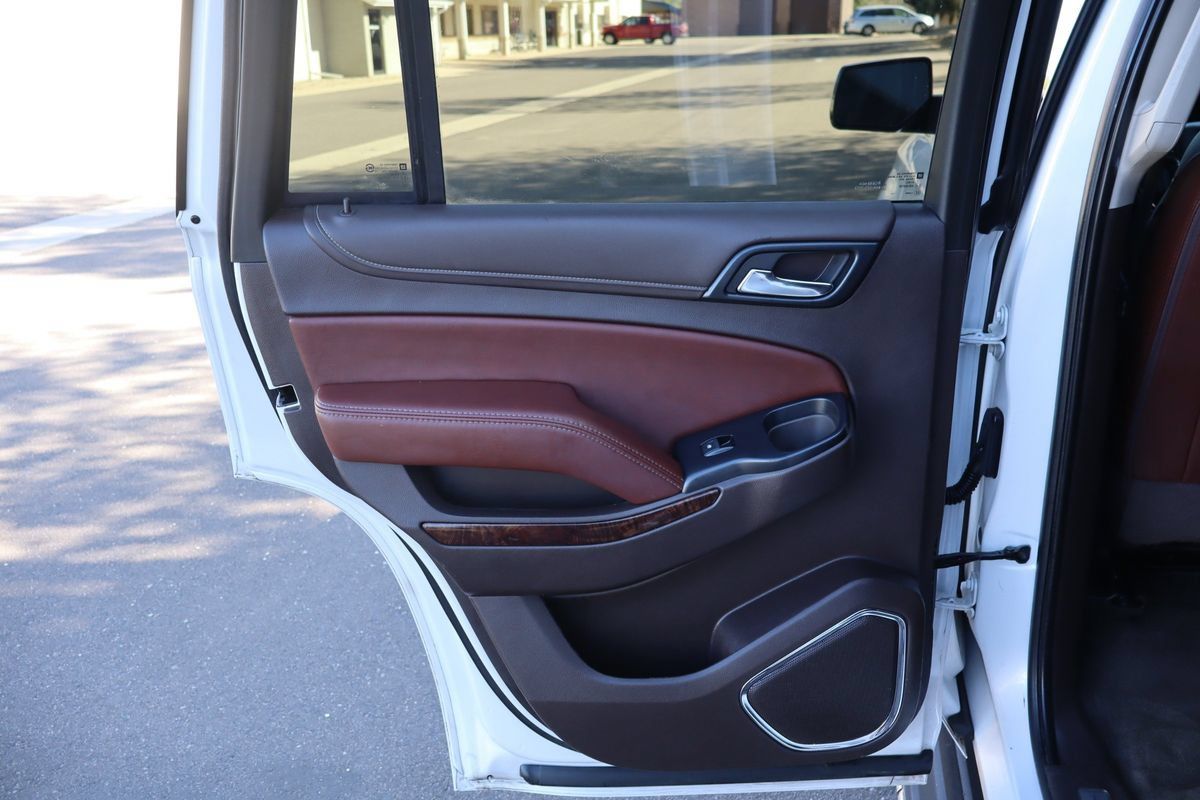 Used 2018 Chevrolet Tahoe Premier AWD/4WD image 26