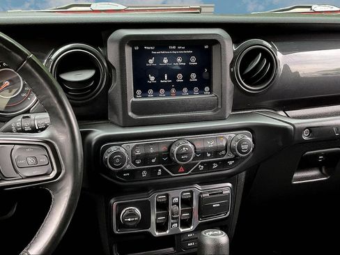 Used 2020 Jeep Wrangler Unlimited Sport AWD/4WD image 6