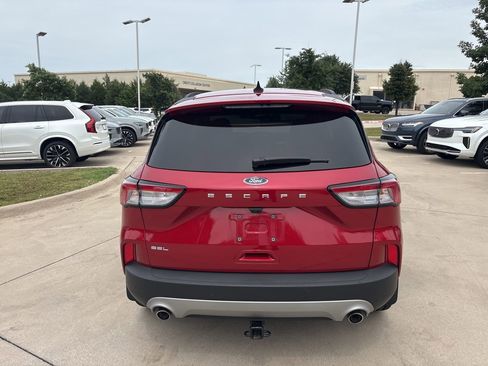 Used 2022 Ford Escape SEL w/ Technology Package FWD image 6