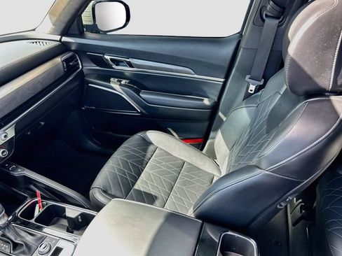 Used 2024 Kia Telluride SX Prestige X-Line AWD/4WD image 5