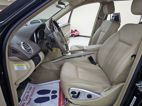 Used 2011 Mercedes-Benz GL 450 4MATIC image 19