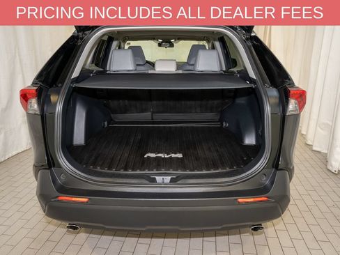 Used 2023 Toyota RAV4 XLE Premium FWD image 5