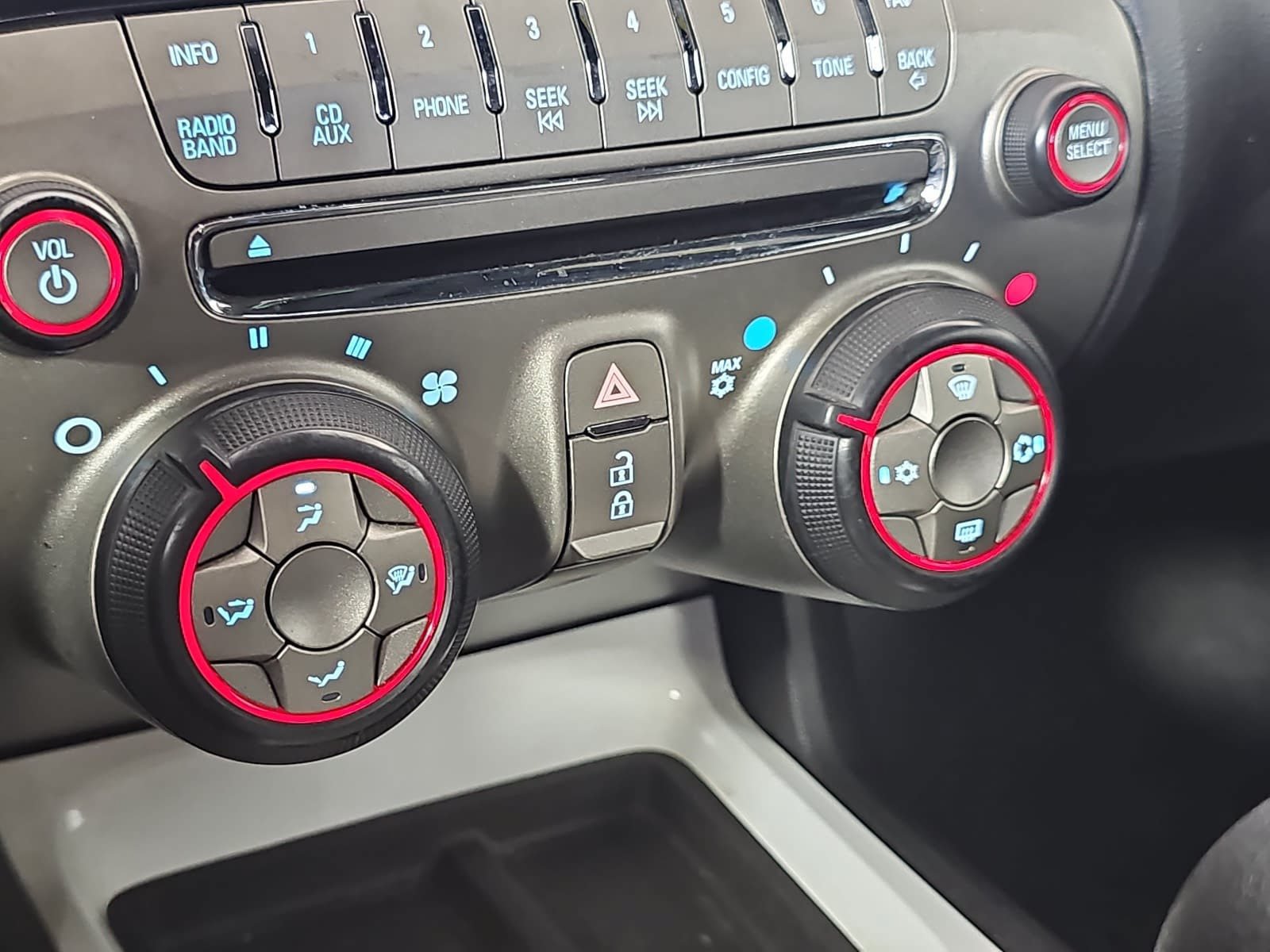 Used 2015 Chevrolet Camaro LS RWD image 18