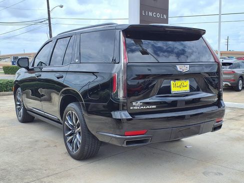 Used 2024 Cadillac Escalade Sport Platinum w/ Heavy-Duty Trailer Package AWD/4WD image 4