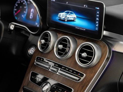 Used 2020 Mercedes-Benz C 300 Sedan w/ Premium Package image 23