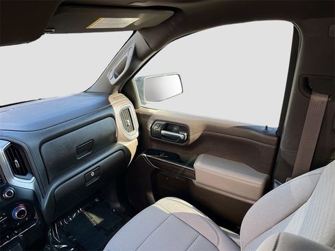 Used 2022 Chevrolet Silverado 1500 RST image 21