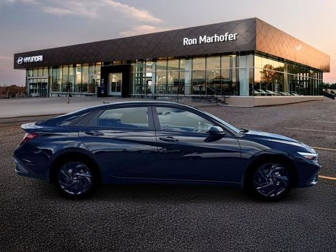 New 2026 Hyundai Elantra Sport FWD image 9