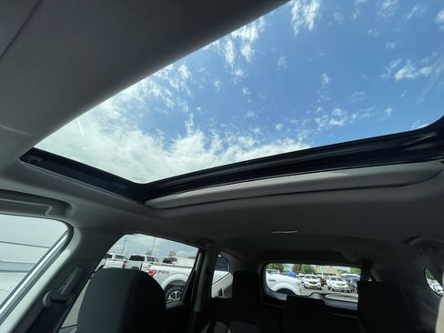 Used 2022 Honda CR-V EX image 28