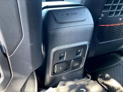 Used 2024 Ford Bronco Raptor w/ Interior Carbon Fiber Pack 6 image 32