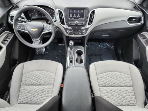 Used 2021 Chevrolet Equinox LS w/ LPO, Floor Liner Package image 10