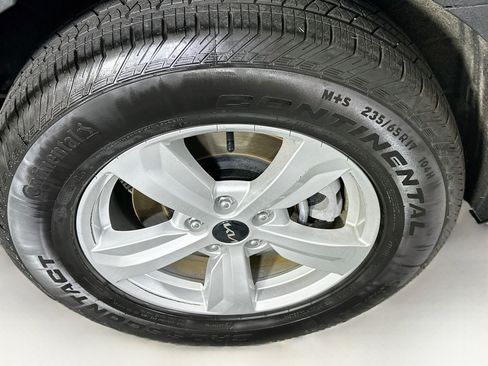 Used 2026 Kia Sorento LX FWD image 11