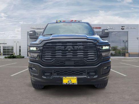 Used 2025 RAM 2500 Big Horn AWD/4WD image 8