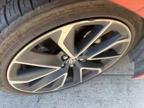 Used 2019 Toyota Corolla XSE image 7