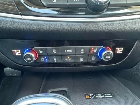 Used 2019 Buick Enclave Avenir w/ Avenir Technology Package image 22