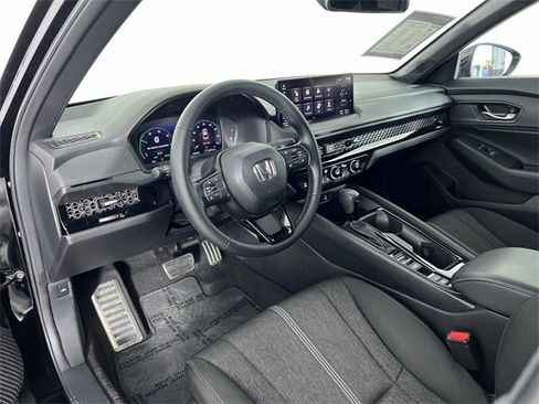 Used 2024 Honda Accord Sport image 10