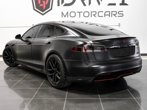 Used 2021 Tesla Model S Plaid image 12