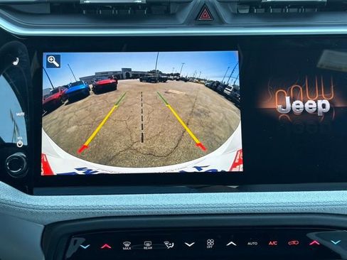 New 2026 Jeep Cherokee Laredo AWD/4WD image 18