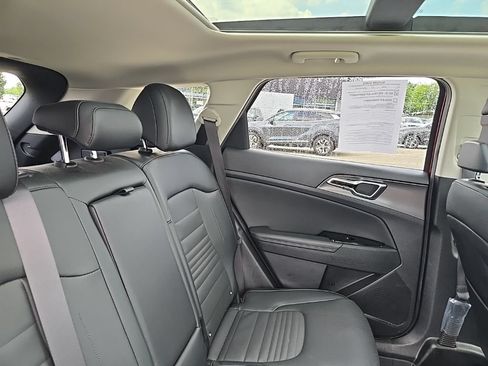 Certified 2024 Kia Sportage SX FWD image 37