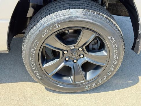 Used 2023 RAM 1500 Big Horn AWD/4WD image 13