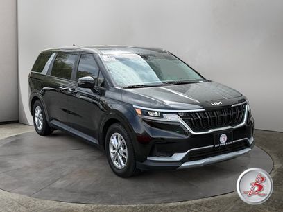 Used 2022 Kia Carnival LX