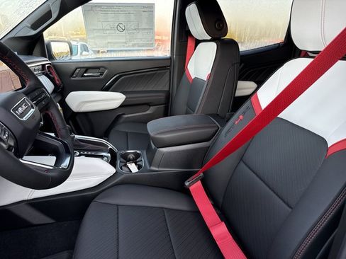 New 2026 GMC Canyon AT4X AWD/4WD image 5