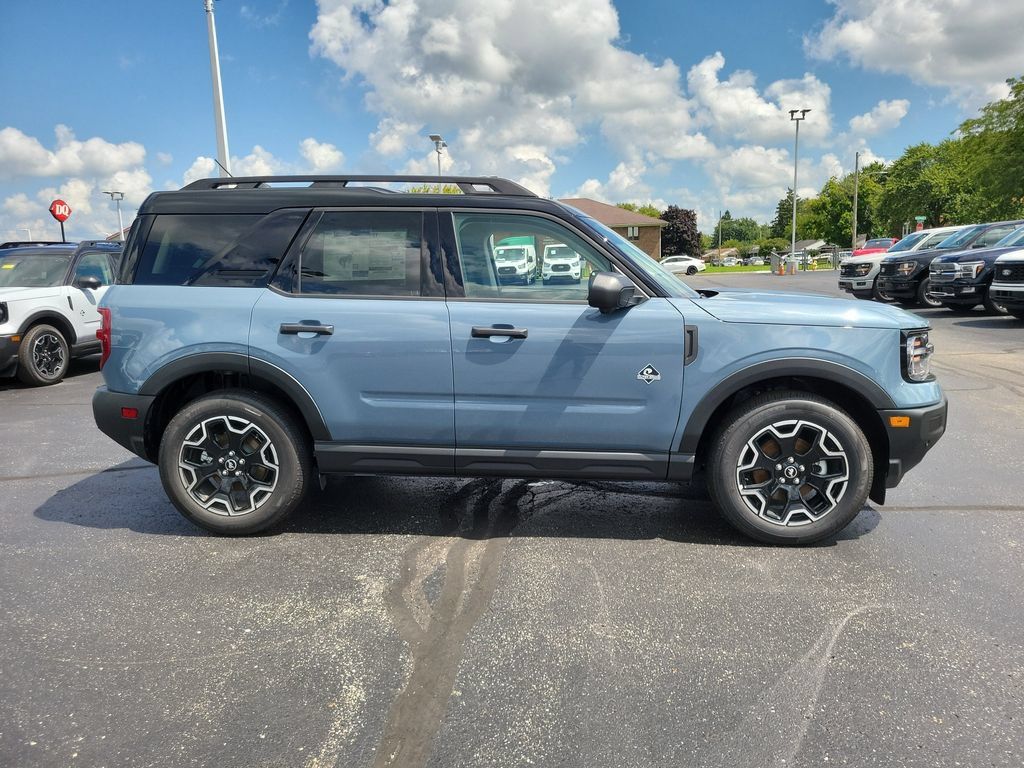 New 2026 Ford Bronco Sport Outer Banks w/ Outer Banks Tech Package+ AWD/4WD image 3