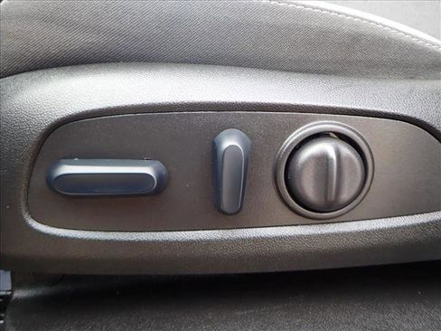 Certified 2024 Chevrolet Equinox LT image 13