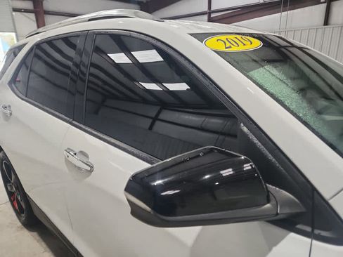 Used 2019 Chevrolet Equinox Premier w/ Premier Redline Edition image 17