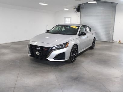 Used 2024 Nissan Altima 2.5 SR