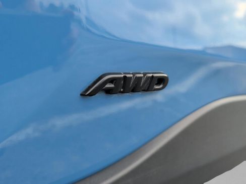 Used 2023 Toyota RAV4 AWD Hybrid image 17