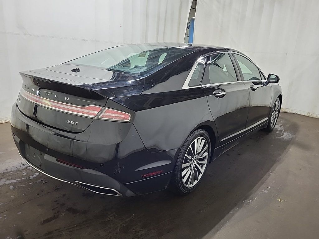Used 2020 Lincoln MKZ FWD image 2