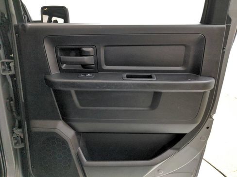 Used 2022 RAM 1500 Express w/ Ceramic Grey Express Package AWD/4WD image 27